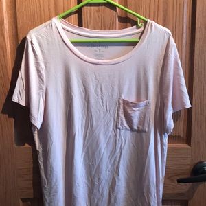 American Eagle soft & sexy t